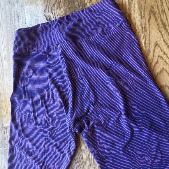 Lularoe Disney Leggings Bundle Set of 2 Minnie Mouse One Size - Picture 14 of 16